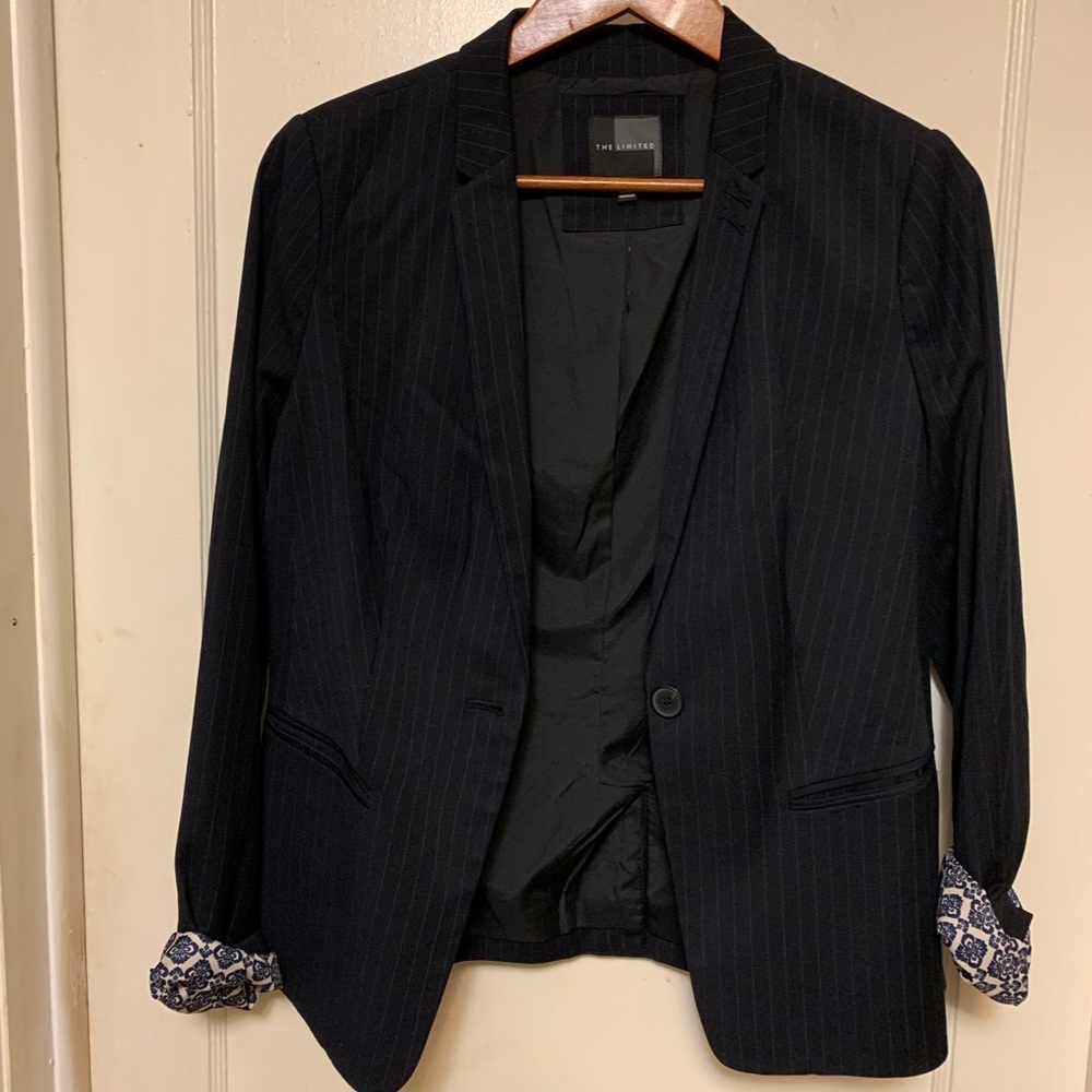 Blazer - Picture 2 of 4